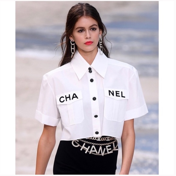 🚫SOLD🚫 Chanel RUNWAY Crystal Statement Letters Earrings - Picture 2 of 11